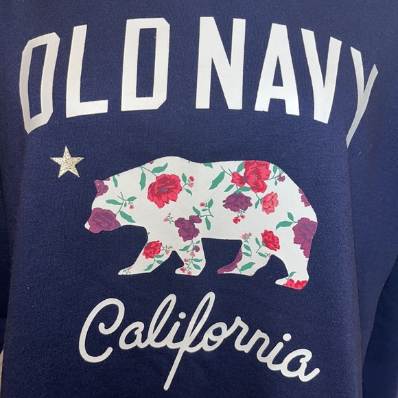Old Navy 2X Sweatshirt - Picture 4 of 10